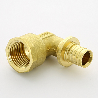 Угол аксиальный-В UNI-FITT 16 х 1/2" Артикул 744G6201