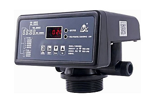 Блок управления фильтром RUNXIN TM.F71Q1 безреагентный Артикул 36561